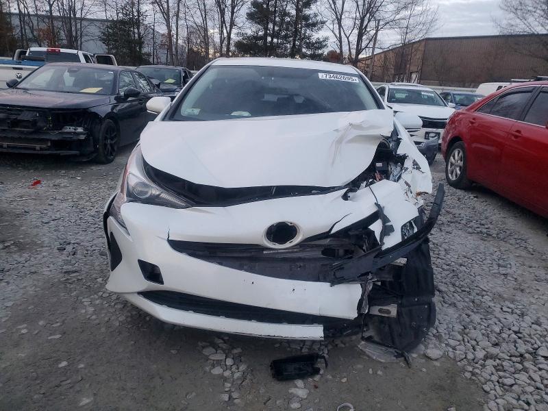Photo 5 from auction – 2016 TOYOTA PRIUS with VIN JTDKARFU5G3005658