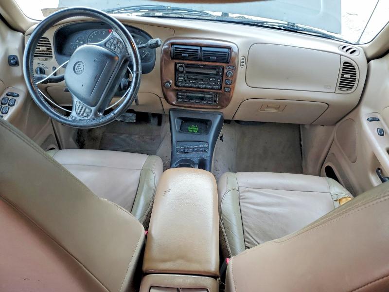 Photo 8 from auction – 2001 MERCURY MOUNTAINEE with VIN 4M2DU86P71UJ07169