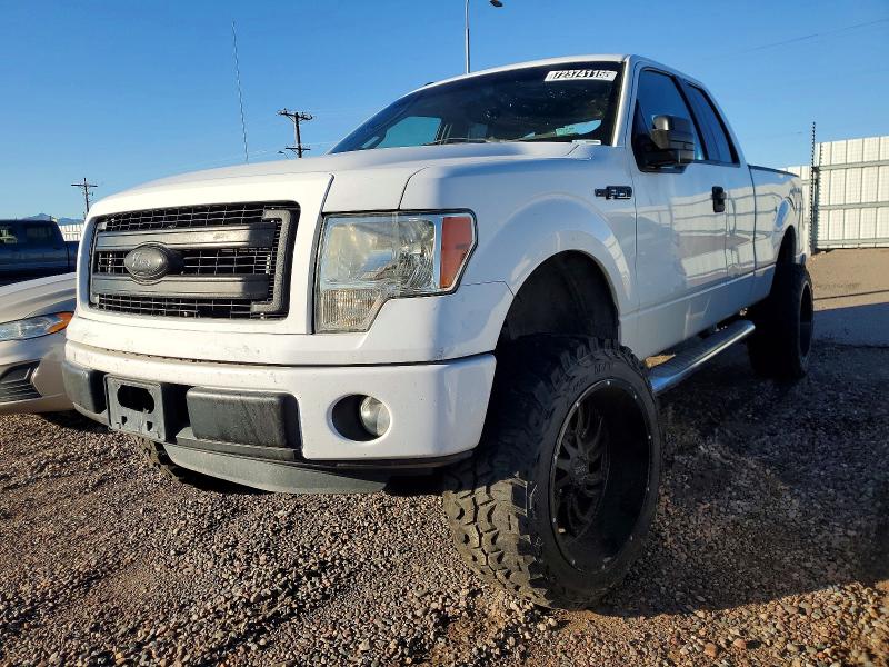 FORD F150 SUPER 2013 مع رقم تعريف المركبة 1FTFX1CF9DFA45453 - صورة من المزاد