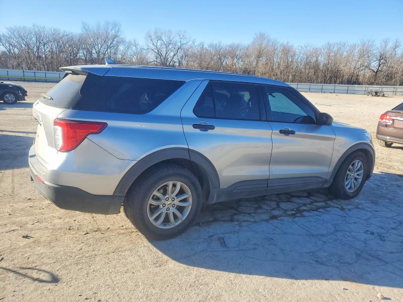 Photo 3 from auction – 2020 FORD EXPLORER with VIN 1FMSK7BH3LGD15882