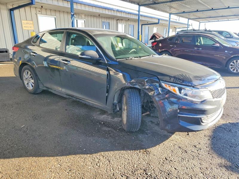 Photo 4 from auction – 2017 KIA OPTIMA LX with VIN KNAGT4L35H5151754