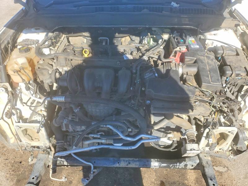 Photo 11 from auction – 2016 FORD FUSION with VIN 3FA6P0H72GR177821