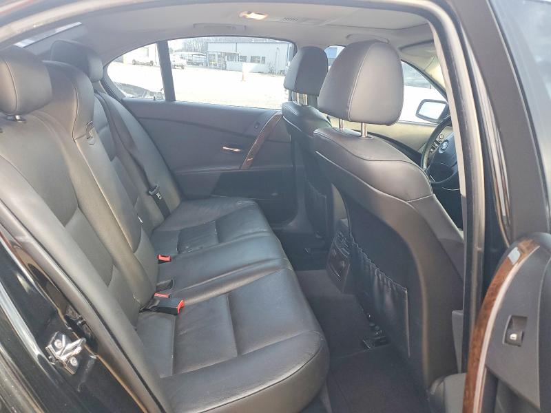 Photo 10 from auction – 2006 BMW 530 I with VIN WBANE73556CM32255