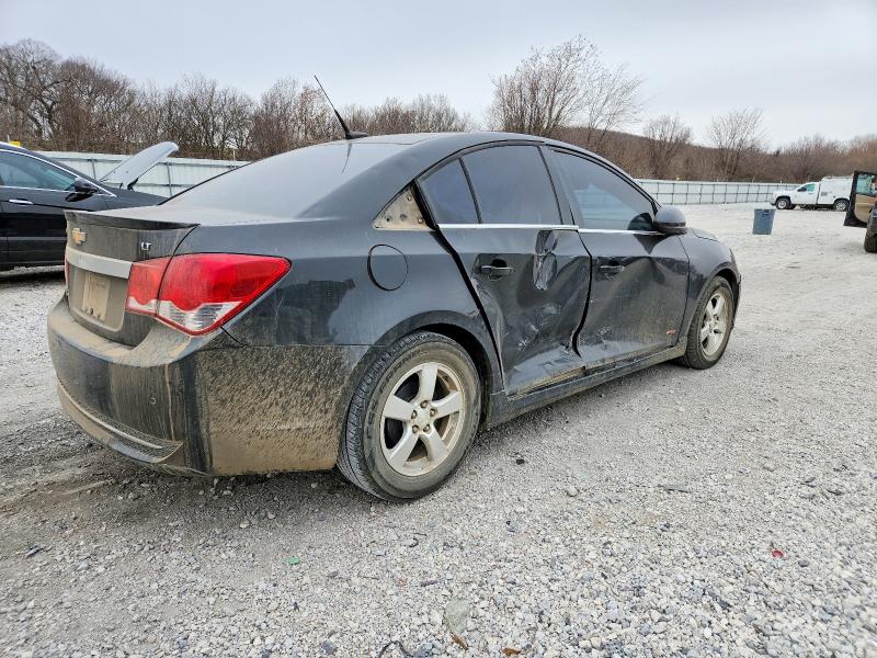Photo 3 from auction – 2012 CHEVROLET CRUZE with VIN 1G1PF5SC9C7370191