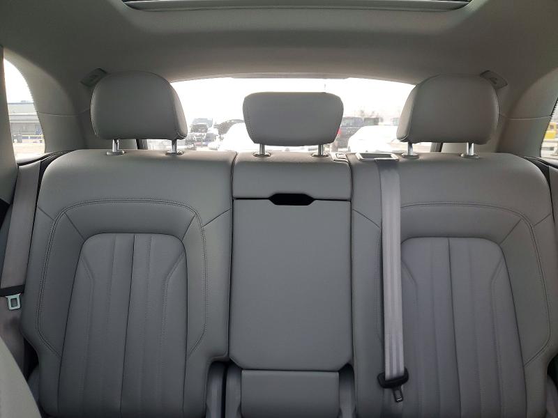 Photo 10 from auction – 2018 AUDI Q5 PREMIUM with VIN WA1BNAFY1J2208191