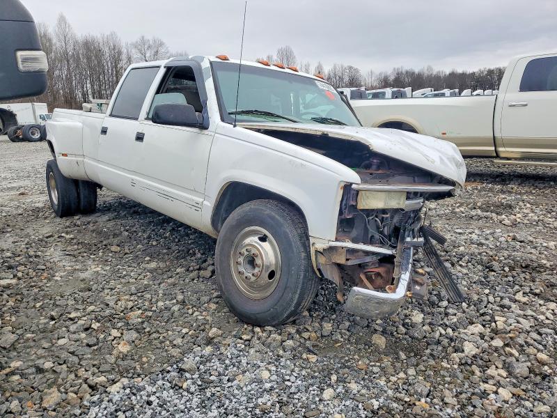 Photo 4 from auction – 2000 CHEVROLET GMT-400 with VIN 1GCHC33J9YF485795