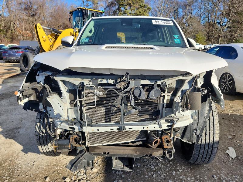 Photo 5 from auction – 2022 TOYOTA 4RUNNER SR with VIN JTESU5JR8N5978551