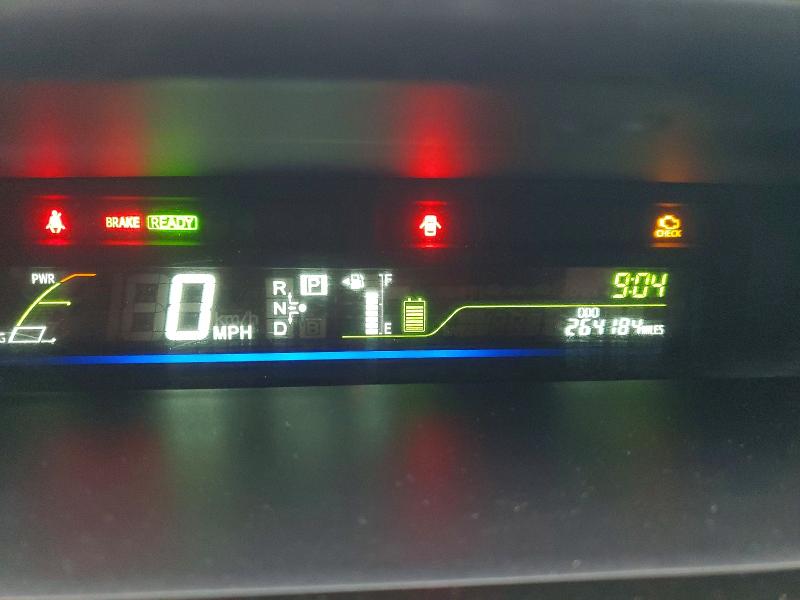 Photo 9 from auction – 2012 TOYOTA PRIUS V with VIN JTDZN3EU1C3180520