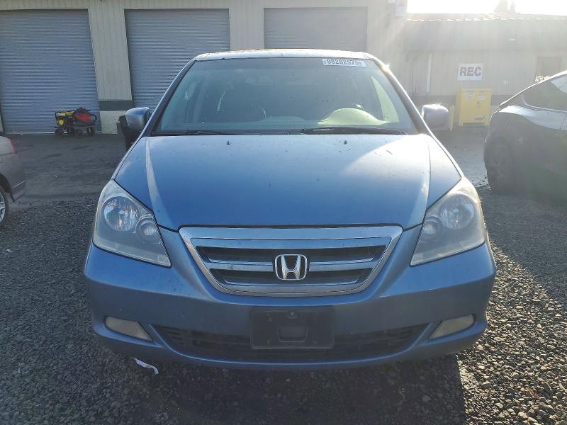 Photo 5 from auction – 2005 HONDA ODYSSEY TO with VIN 5FNRL38825B064303