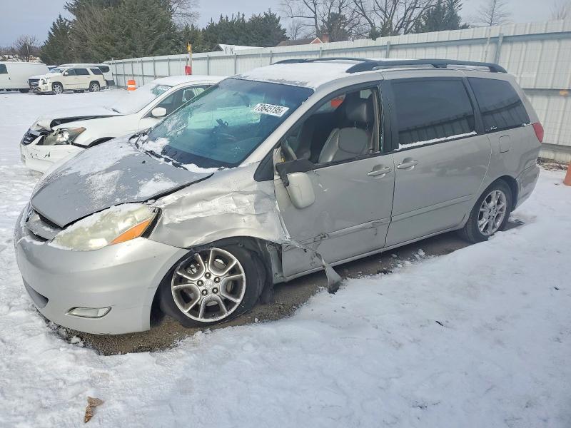 Photo 1 from auction – 2006 TOYOTA SIENNA with VIN 5TDZA22C56S437781