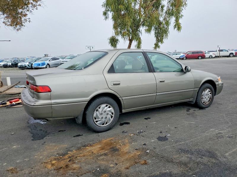 Photo 3 from auction – 1997 TOYOTA CAMRY LE with VIN JT2BG22K2V0069366
