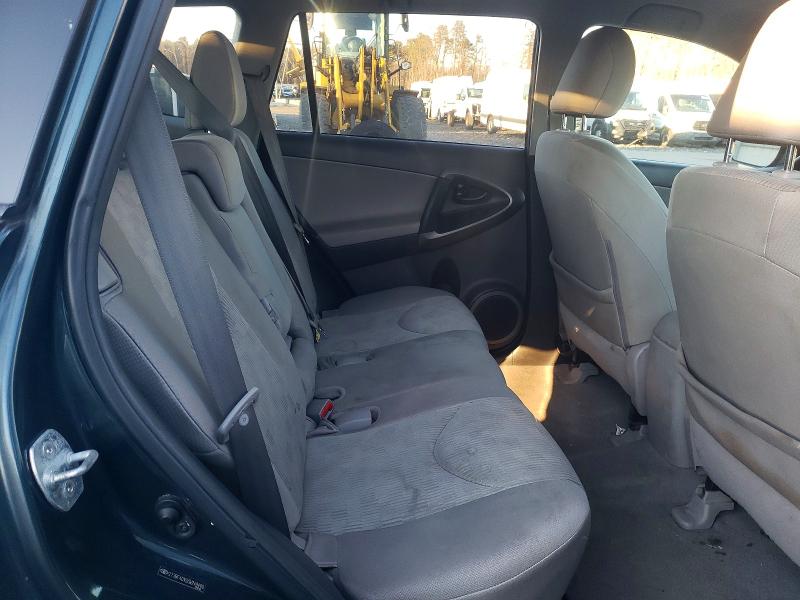 Photo 11 from auction – 2012 TOYOTA RAV4 with VIN 2T3BF4DV2CW240400