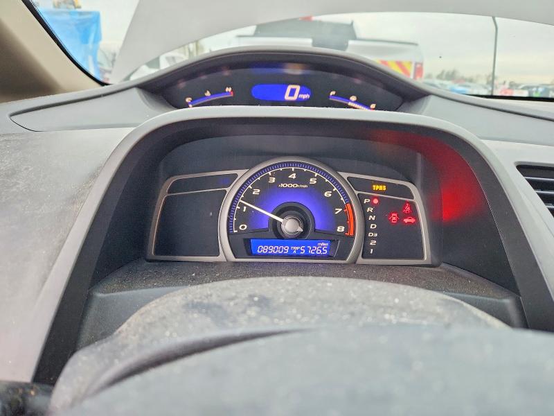 Photo 9 from auction – 2010 HONDA CIVIC with VIN 19XFA1F85AE019081