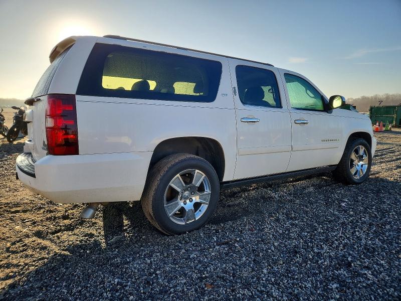 Photo 3 from auction – 2007 CHEVROLET SUBURBAN C with VIN 1GNFC16027J309379