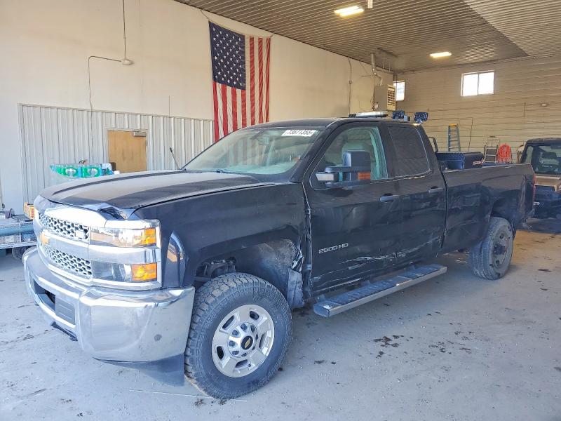 CHEVROLET SILVERADO 2019 with VIN 2GC2KREG7K1190898 - Photo from auction