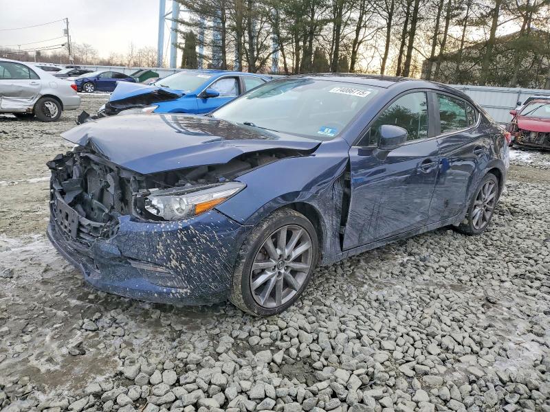 MAZDA 3 TOURING 2018 with VIN 3MZBN1V38JM250844 - Photo from auction