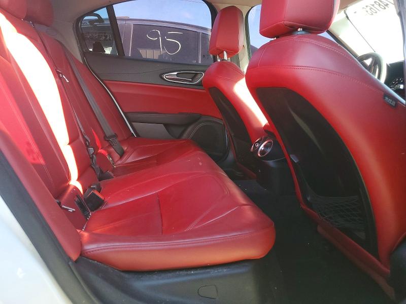 Photo 10 from auction – 2017 ALFA ROMEO GIULIA with VIN ZARFAEBN8H7551282