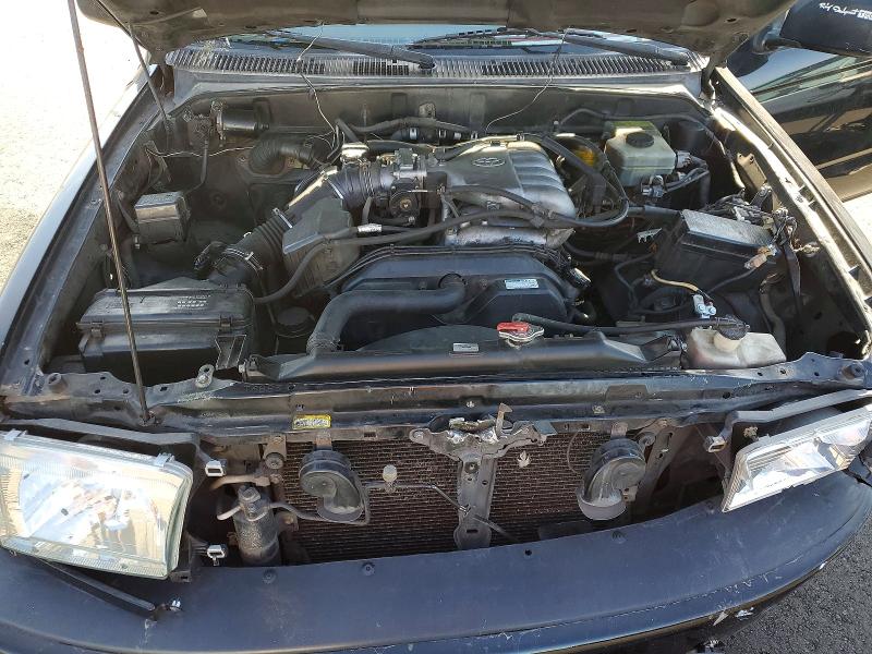 Photo 12 from auction – 2001 TOYOTA 4RUNNER SR with VIN JT3GN86R310211574