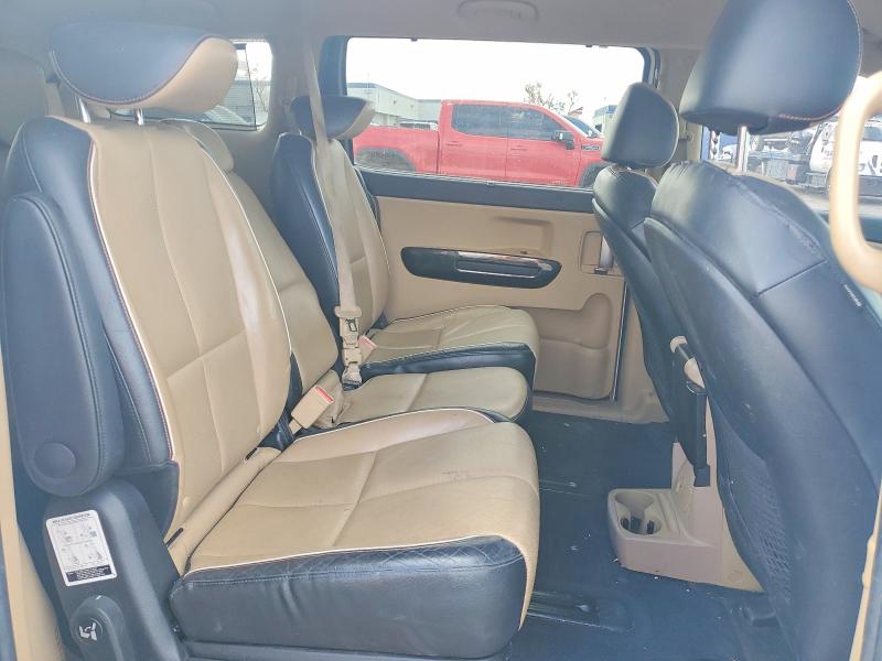 Photo 11 from auction – 2016 KIA SEDONA EX with VIN KNDMC5C13G6206236