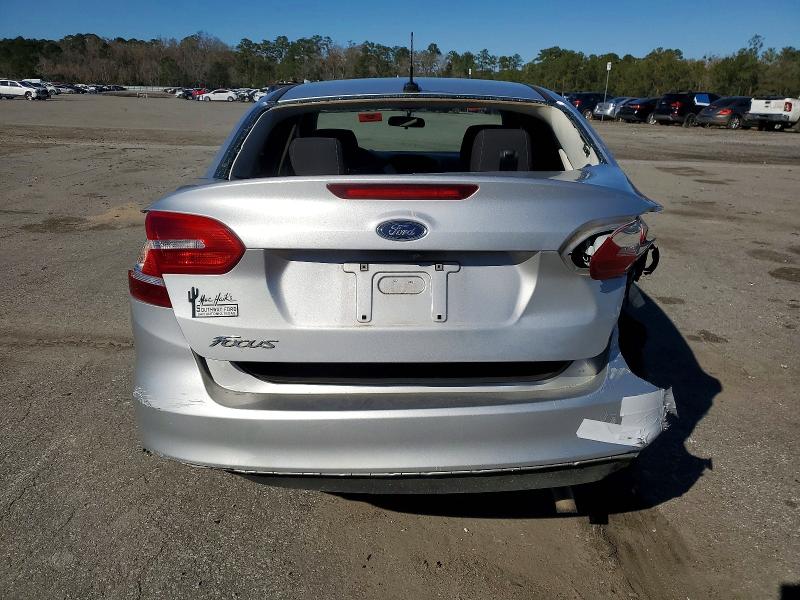 Photo 6 from auction – 2018 FORD FOCUS S with VIN 1FADP3E29JL321601