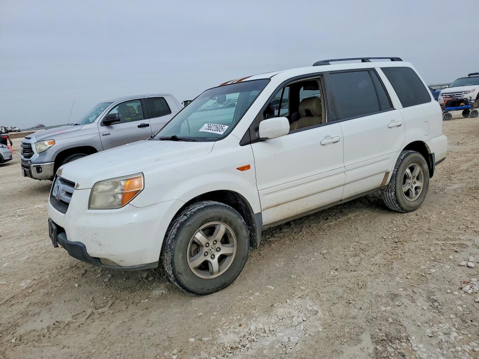 HONDA PILOT 2007 with VIN 5FNYF28507B010021 - Photo from auction
