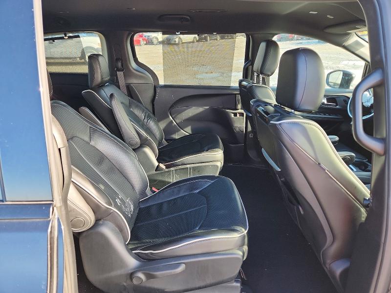 Photo 11 from auction – 2020 CHRYSLER PACIFICA with VIN 2C4RC1N78LR143475