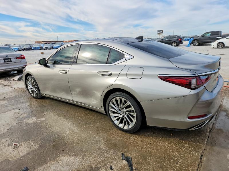 Photo 2 from auction – 2021 LEXUS ES 350 BAS with VIN 58AFZ1B15MU106913