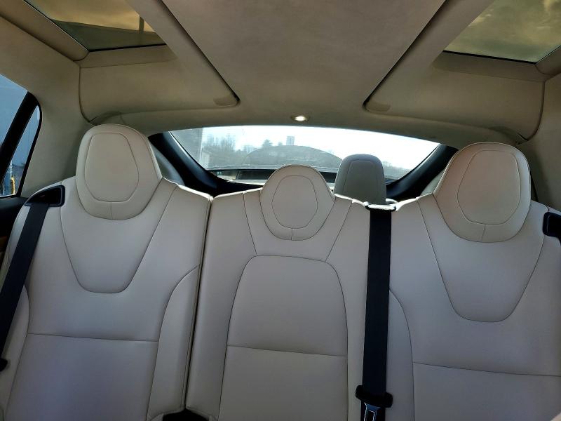 Photo 10 from auction – 2019 TESLA MODEL X with VIN 5YJXCAE2XKF185670