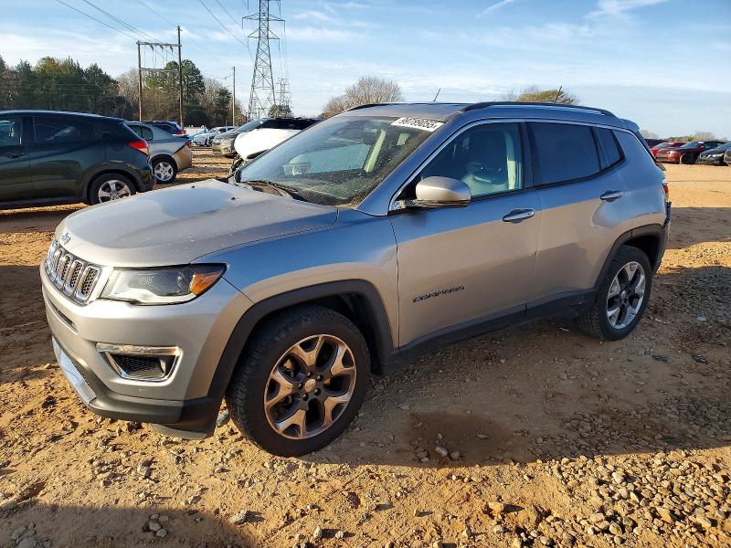 Фото 1 с аукциона – 2018 JEEP COMPASS с VIN 3C4NJCCBXJT406051