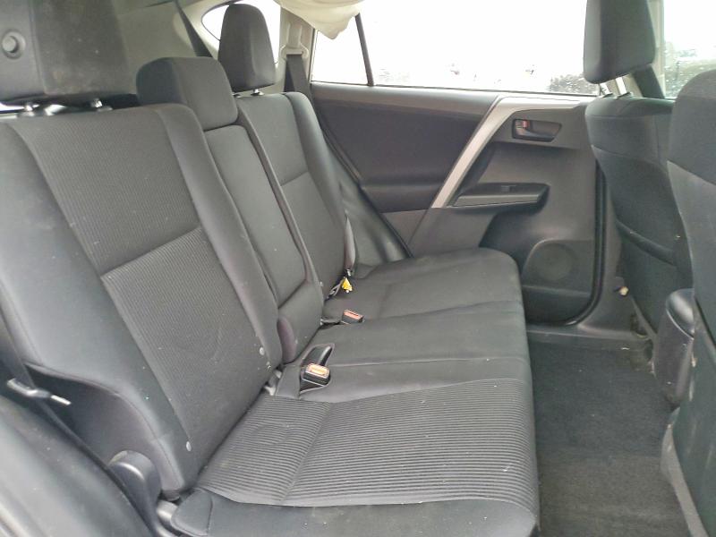 Photo 11 from auction – 2016 TOYOTA RAV4 with VIN 2T3ZFREV5GW237863