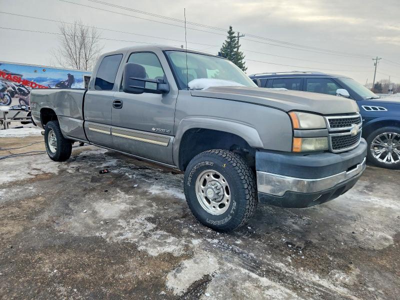 Photo 4 from auction – 2006 CHEVROLET SILVERADO with VIN 1GCHK29U96E210607