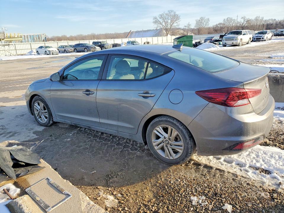 Photo 2 from auction – 2019 HYUNDAI ELANTRA with VIN 5NPD84LF3KH436476