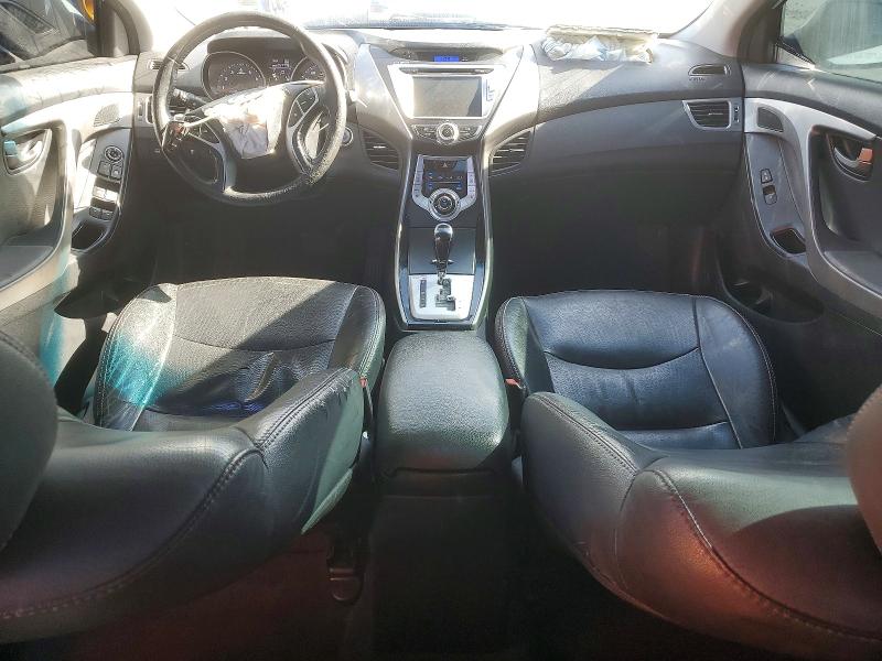 Photo 8 from auction – 2012 HYUNDAI ELANTRA GL with VIN 5NPDH4AE4CH101724