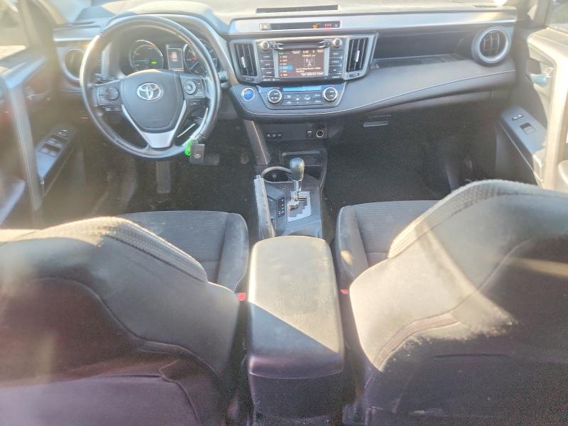 Photo 8 from auction – 2017 TOYOTA RAV4 HV LE with VIN JTMRJREV6HD079711