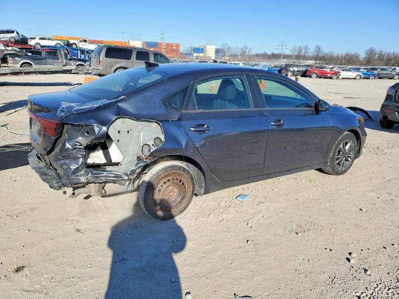 Photo 3 from auction – 2023 KIA FORTE LX with VIN 3KPF24AD8PE628872