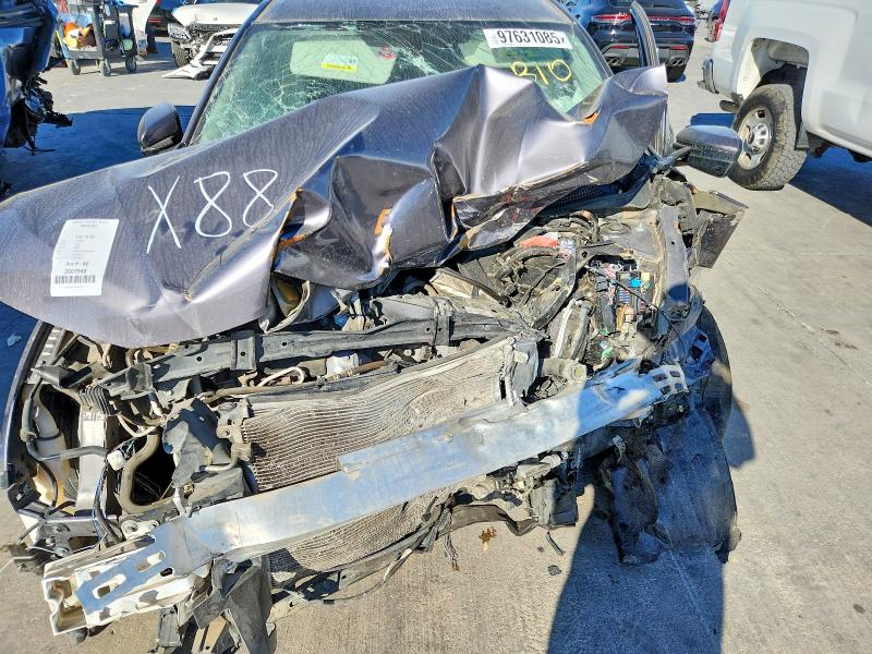 Photo 11 from auction – 2017 HONDA CIVIC with VIN 19XFC2F57HE075720