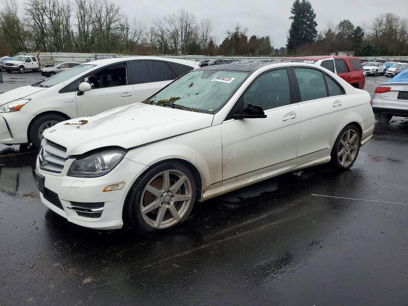 Photo 1 from auction – 2013 MERCEDES-BENZ C 300 4MAT with VIN WDDGF8AB9DG084236