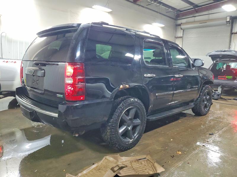 Photo 3 from auction – 2011 CHEVROLET TAHOE with VIN 1GNSKCE01BR131683