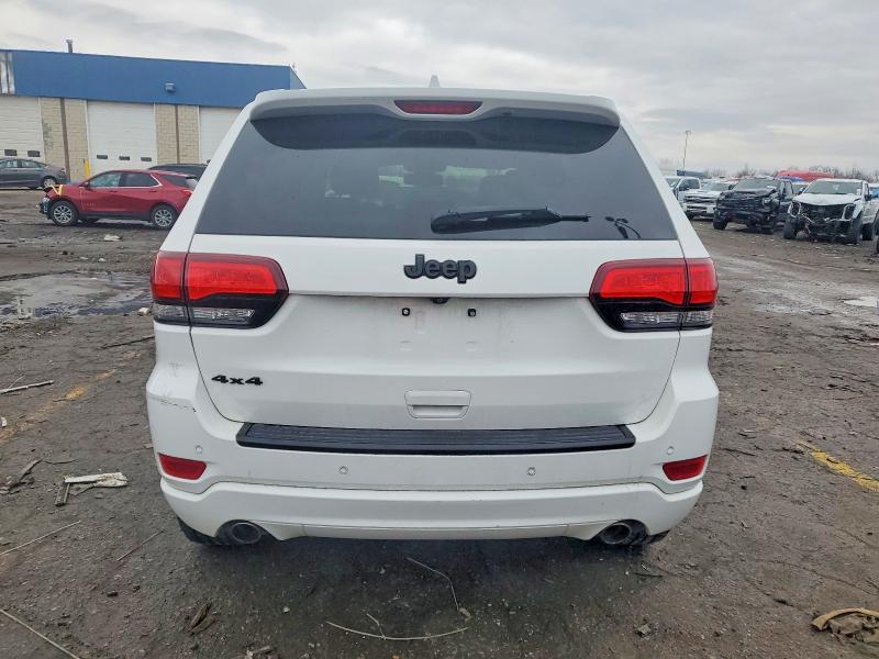 Photo 6 from auction – 2015 JEEP GRAND CHER with VIN 1C4RJFAG0FC893345