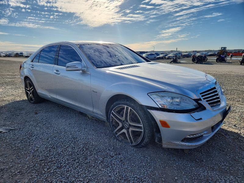Photo 4 from auction – 2012 MERCEDES-BENZ S 550 with VIN WDDNG7DB2CA429926