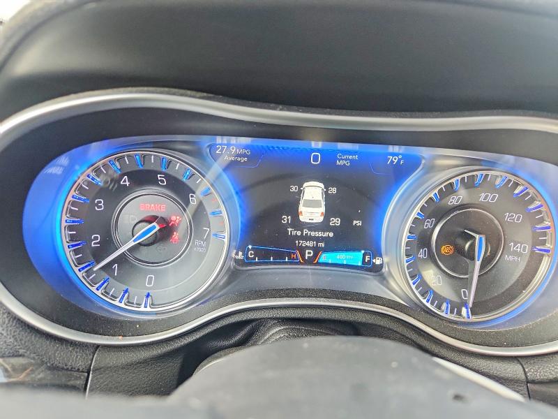 Фото 9 с аукциона – 2016 CHRYSLER 300 LIMITE с VIN 2C3CCAAG0GH142123