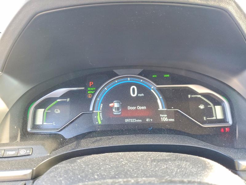 Photo 9 from auction – 2018 HONDA CLARITY with VIN JHMZC5F18JC014142