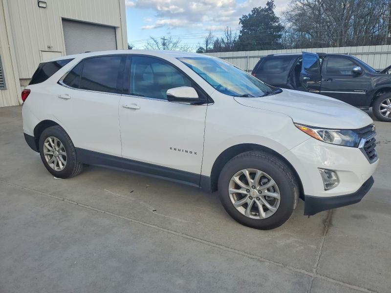 Photo 4 from auction – 2019 CHEVROLET EQUINOX LT with VIN 2GNAXUEV6K6183112