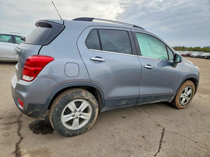 Photo 3 from auction – 2019 CHEVROLET TRAX with VIN KL7CJLSB9KB941963