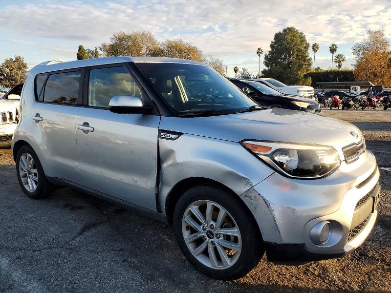 Photo 4 from auction – 2018 KIA SOUL + with VIN KNDJP3A55J7577823