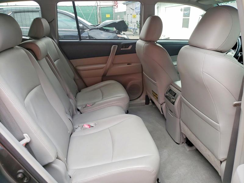 Photo 11 from auction – 2008 TOYOTA HIGHLANDER with VIN JTEES43A382073080