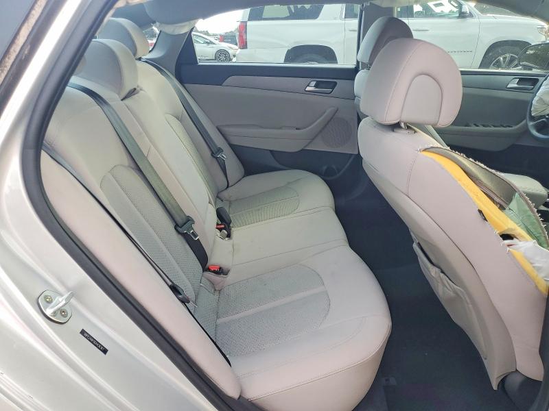 Photo 10 from auction – 2016 HYUNDAI SONATA SE with VIN 5NPE24AF9GH436367