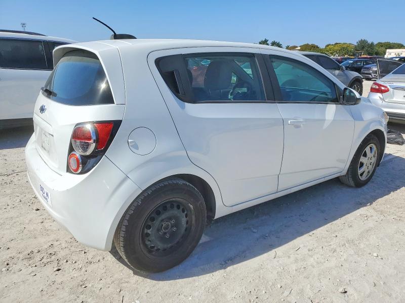Photo 3 from auction – 2016 CHEVROLET SONIC LS with VIN 1G1JA6SH6G4108576