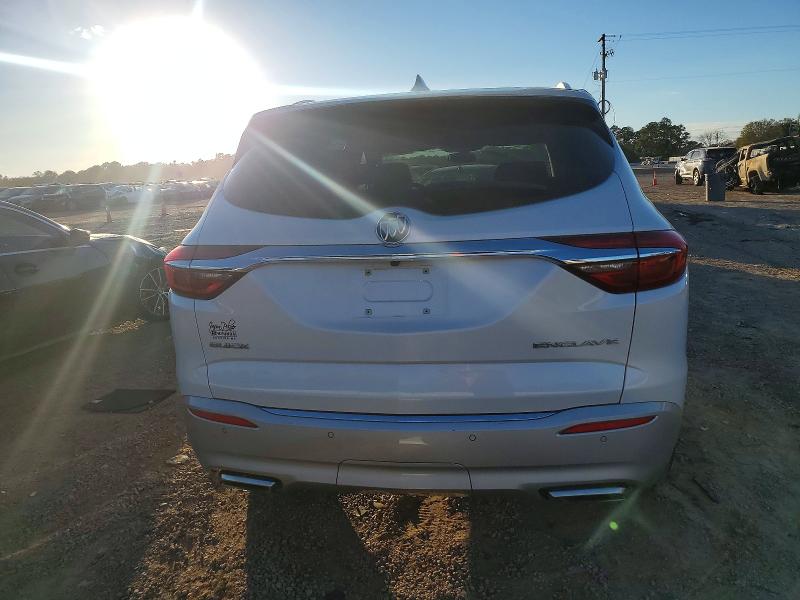 Photo 6 from auction – 2018 BUICK ENCLAVE with VIN 5GAERBKW2JJ217474