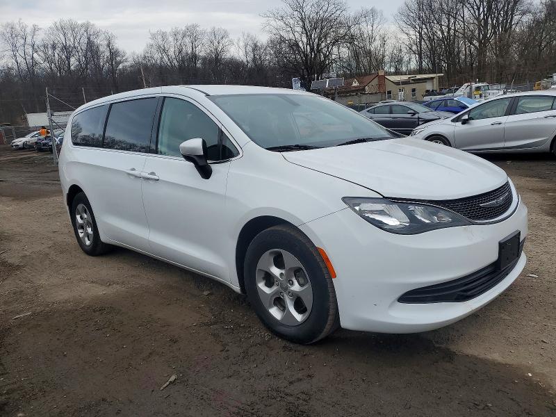 Photo 4 from auction – 2017 CHRYSLER PACIFICA L with VIN 2C4RC1CG0HR510721
